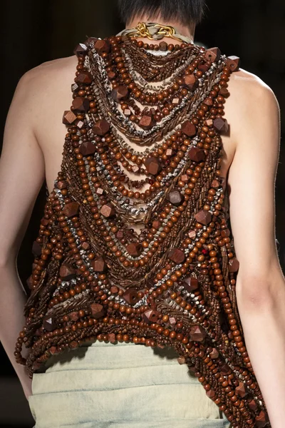 Look 22